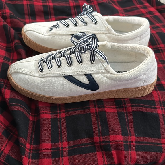 Tretorn Nylite Plus sz 8 - Picture 4 of 7